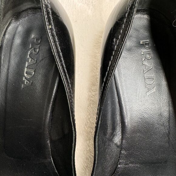 Prada Womens Shoes Black Patent Leather Kitten Block Heels Chain Link Chic 37 - Picture 4 of 15